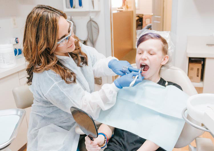 Stratford Family Dental | Extractions, Dentures and Dental Fillings